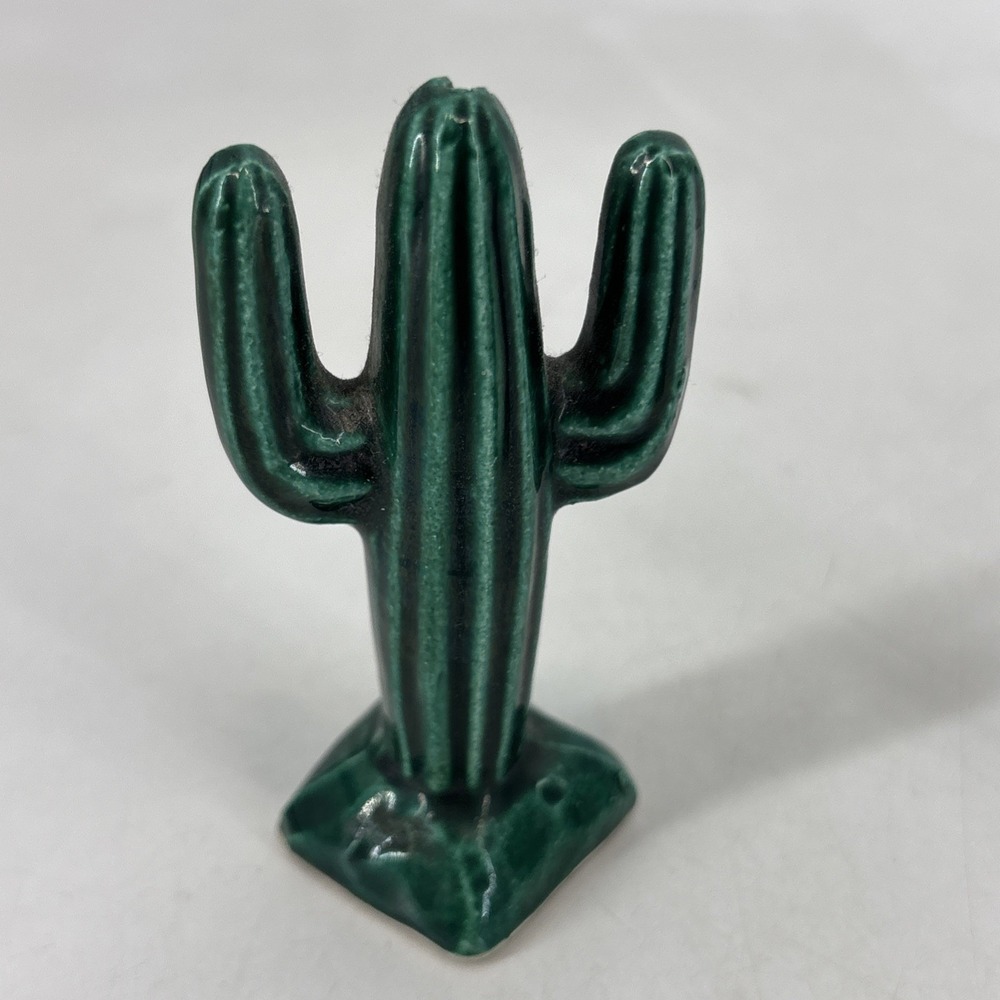Vintage Green Cactus Ceramic Figurine Lot Glossy Glaze Desert Decor 3.5" - Picture 6 of 7